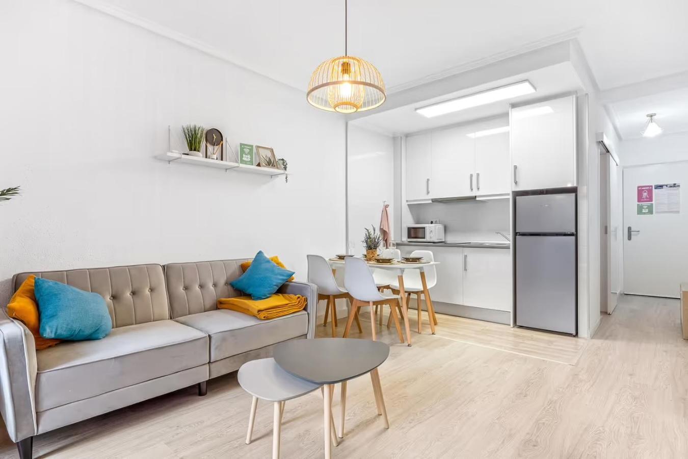 Estefany A 100 M De Playa Apartment Torrevieja